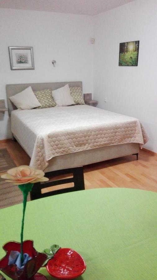 Studio Apartman Marita Split Exterior foto